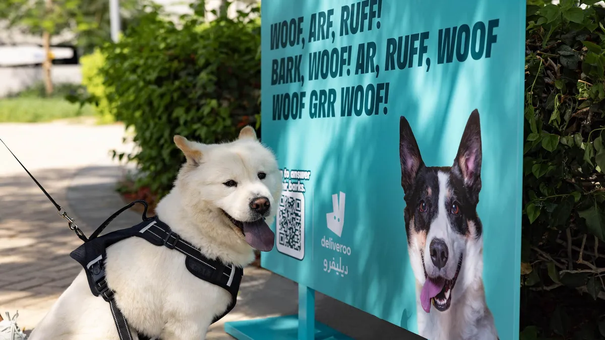 Deliveroo Unleashes “Petvertising” in Dubai: Outdoor Ads Go to the Dogs (and Cats)
