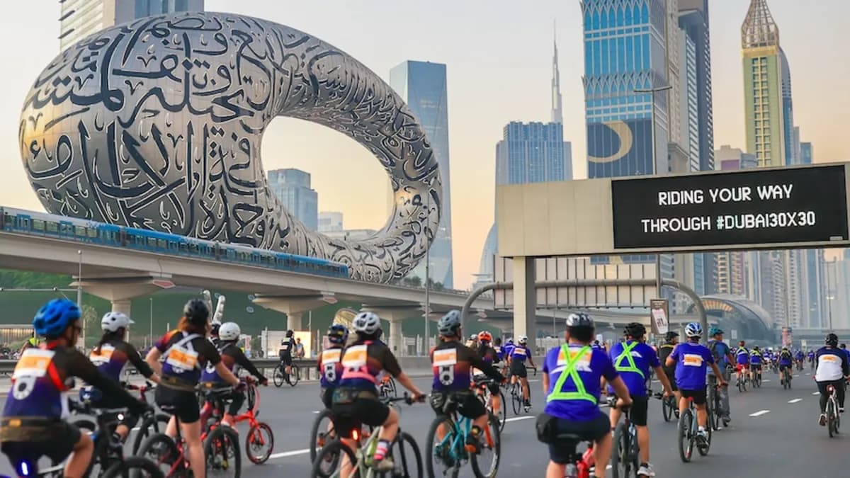 Rule Dubai Fitness Challenge 2025 with Unipole and Lamppost Ads on SZR