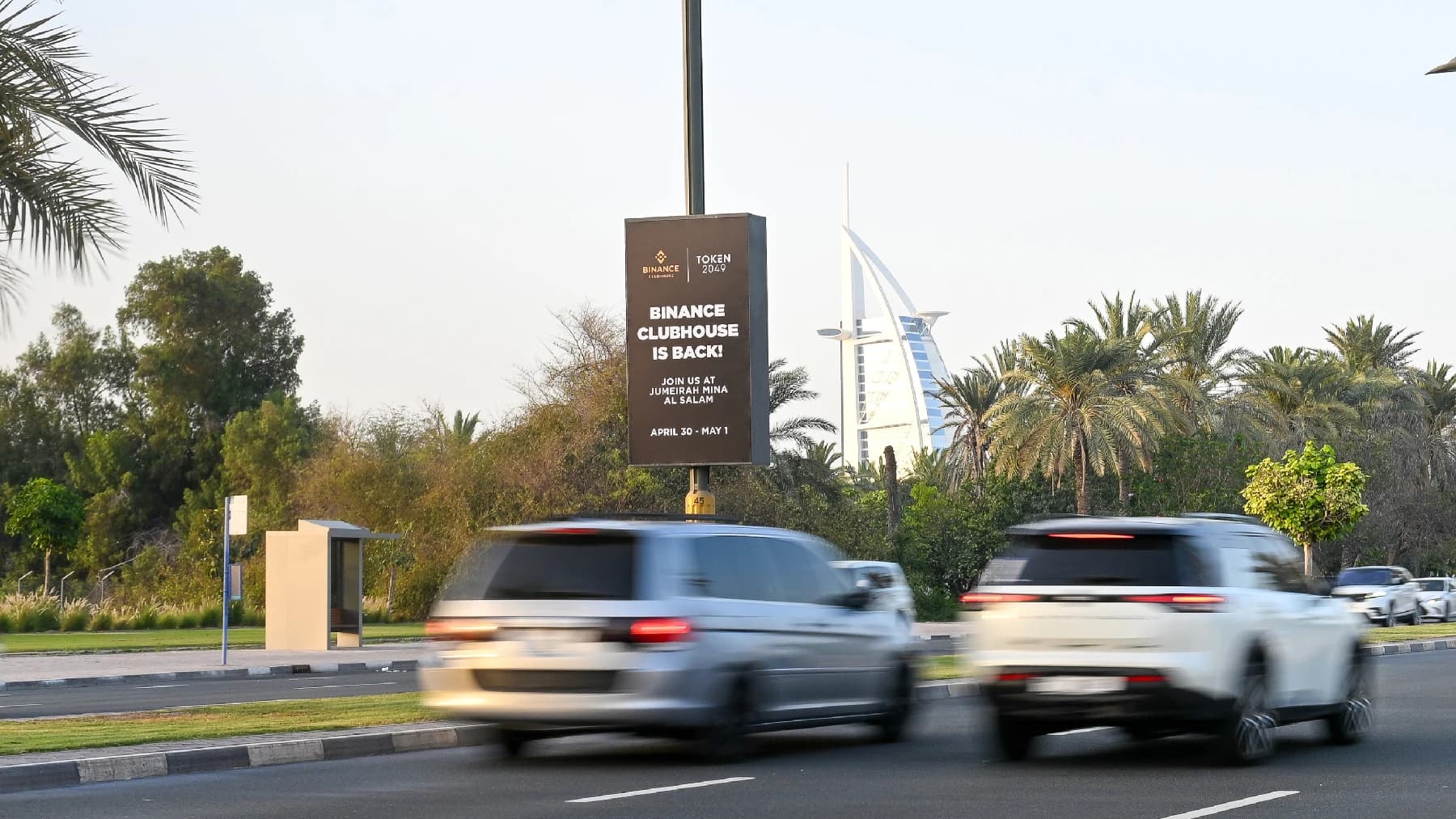 Binance Dominates Dubai’s Streets with Strategic OOH Push for TOKEN2049 