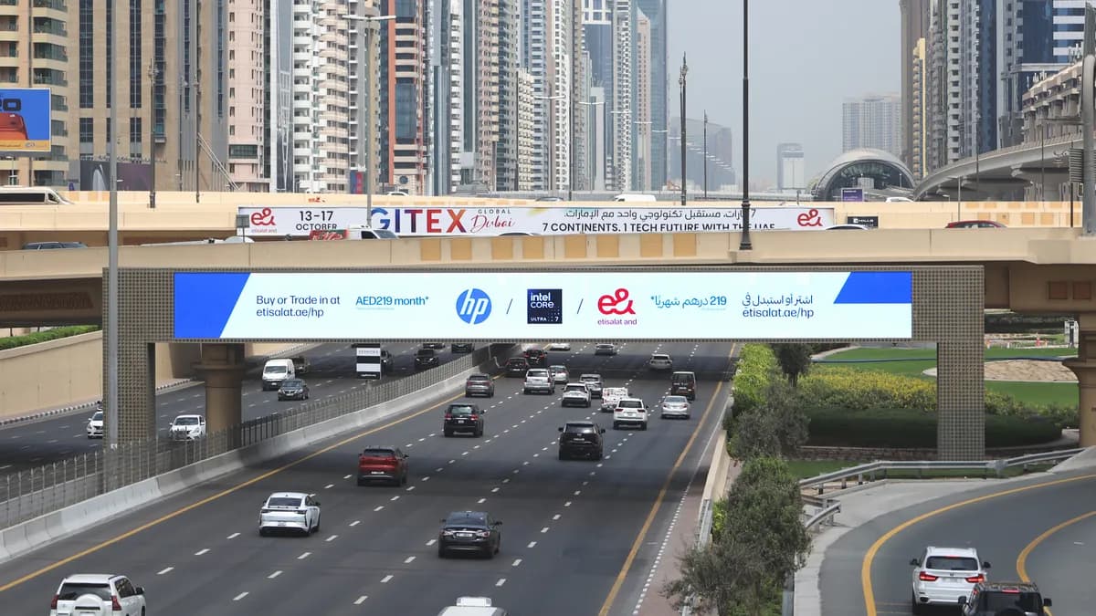 HP Takes Over Sheikh Zayed Road with Programmatic Precision at GITEX 2025